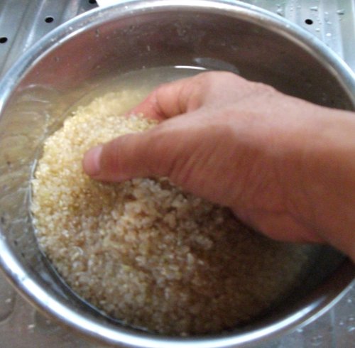 マクロビオテイック料理･玄米の炊き方２